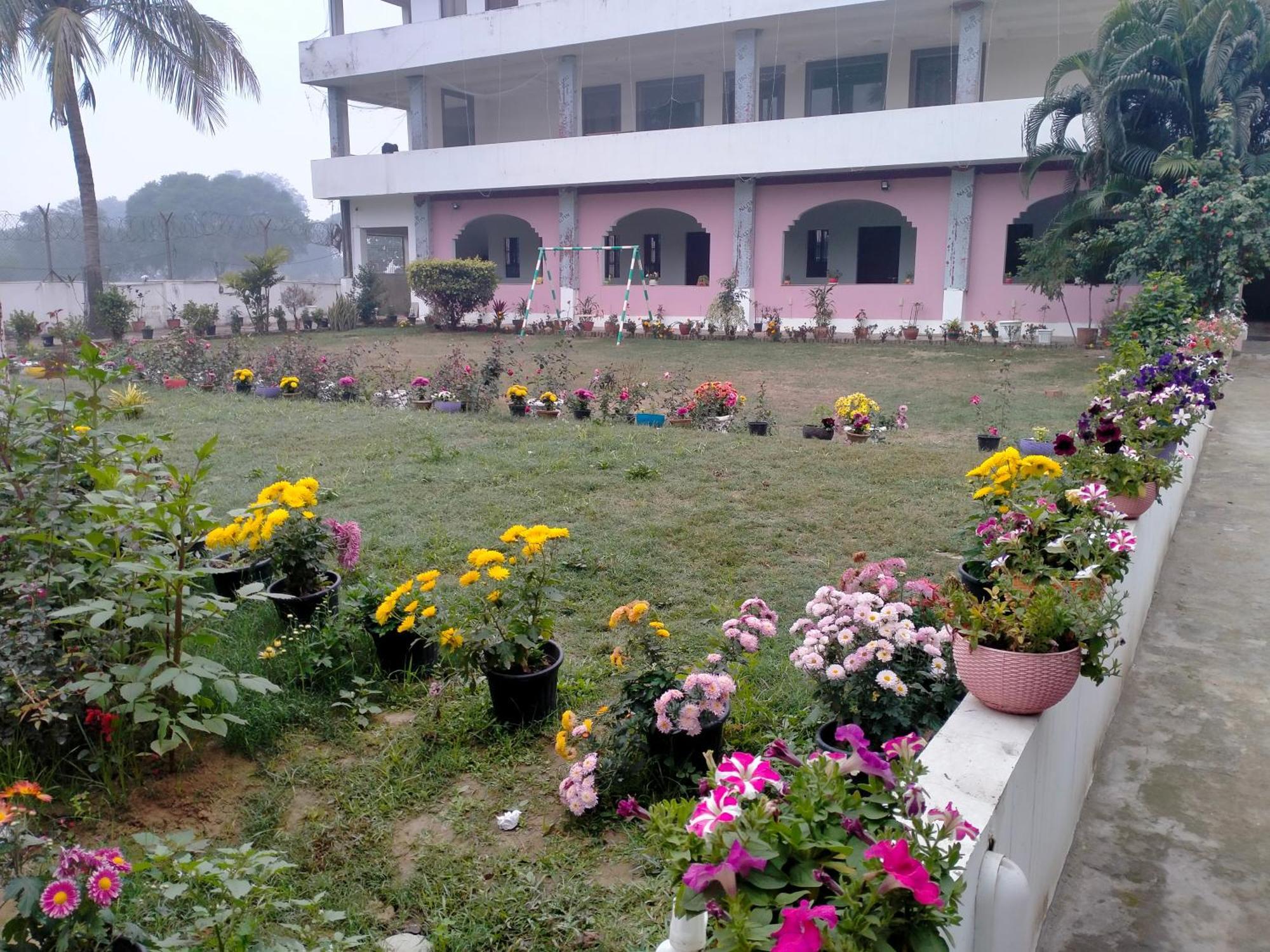 Vedic Villa - Varanasi — Photos 3